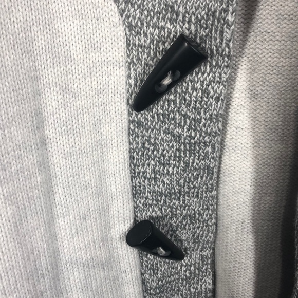 Express cardigan with toggle buttons size large - Picture 4 of 12